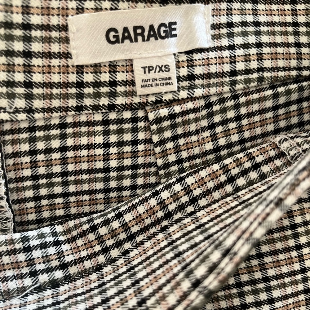 Garage Black, Green and White Plaid Mini Skirt Size XS - Picture 4 of 5